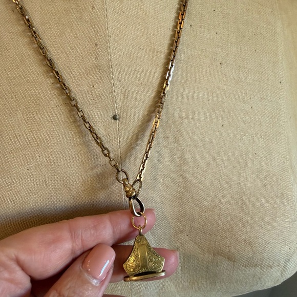 Vintage Victorian Gold-filled Watchfob Pendant Necklace - Picture 2 of 7
